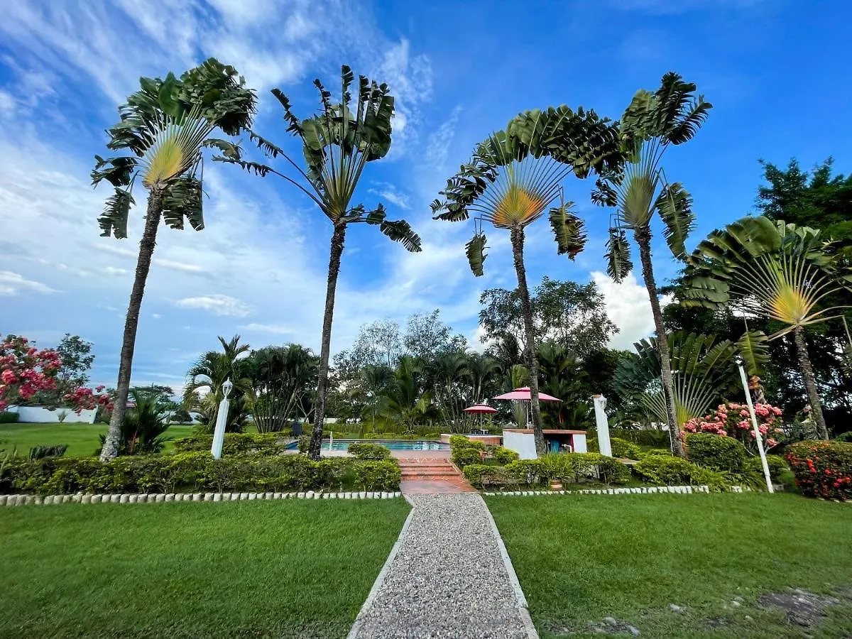 Finca Turistica Villa Natasha - Casa Campestre Y Cabanas Villavicencio