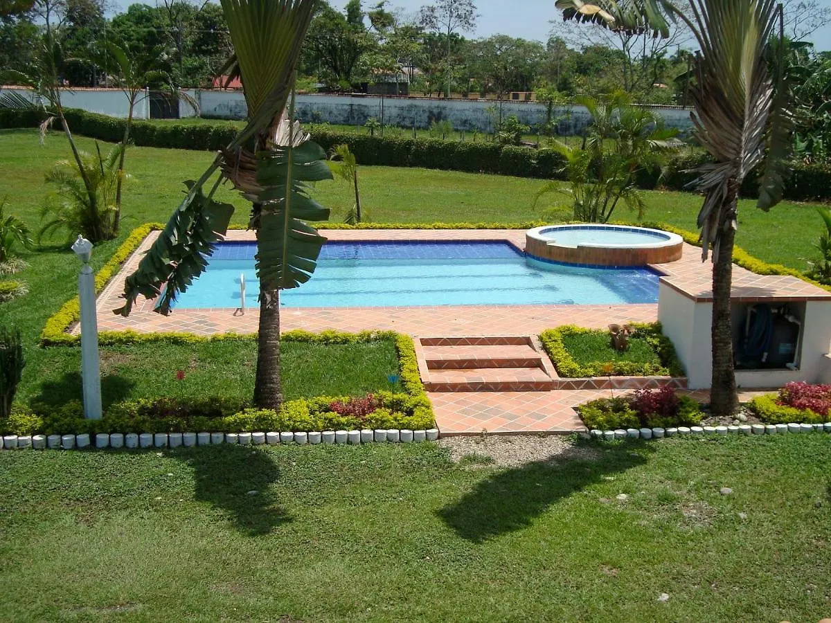 Finca Turistica Villa Natasha - Casa Campestre Y Cabanas Villavicencio